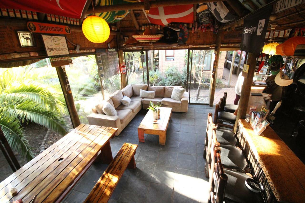 Hostel Saltycrax Backpackers And Surf Hostel By Curiocity