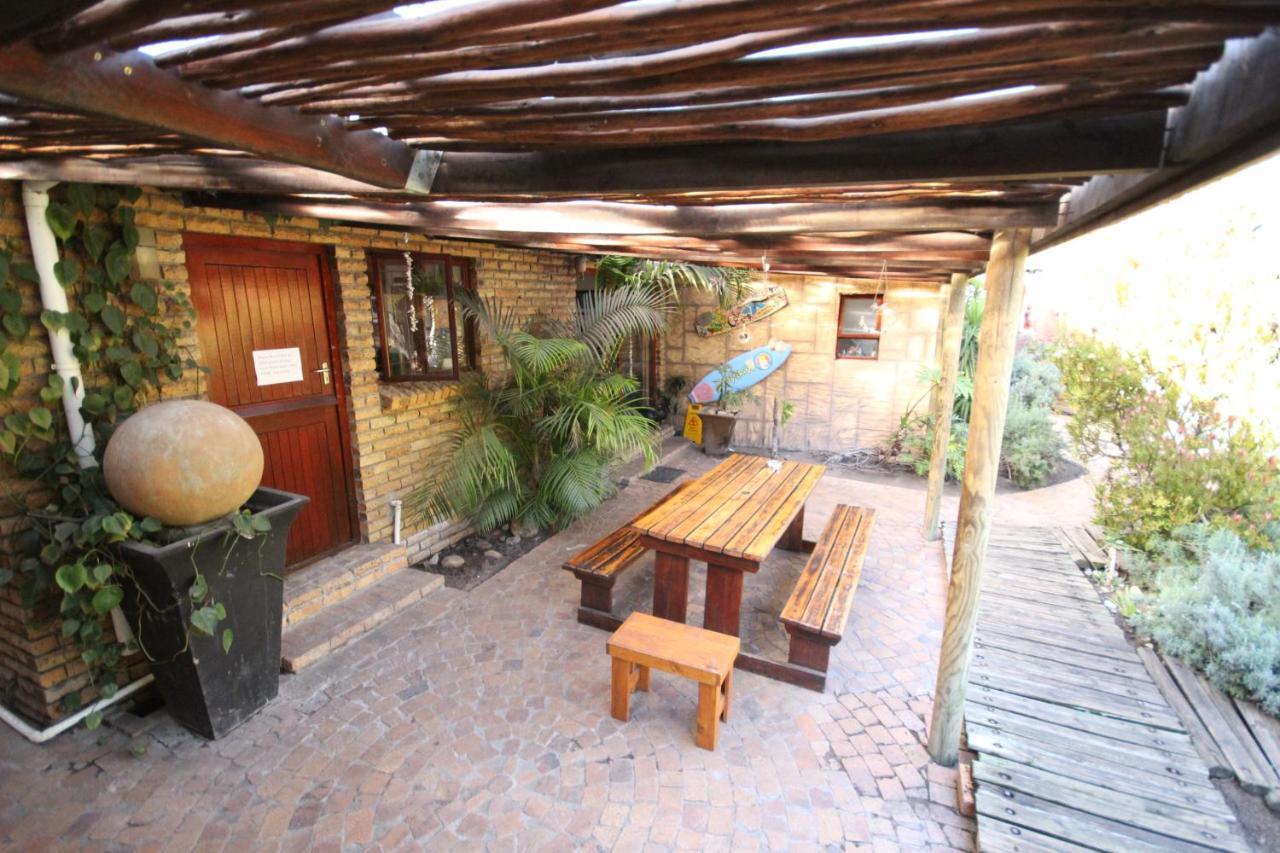 Saltycrax Backpackers And Surf Hostel By Curiocity Hostel Bloubergstrand